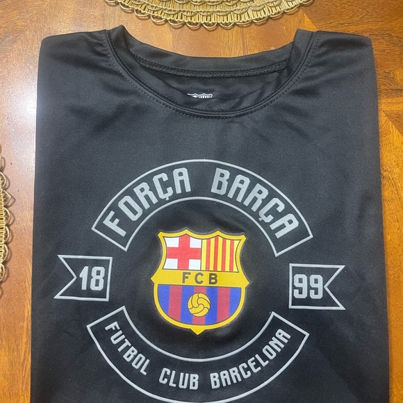 Black Barcelona FC Jersey with Emblem Design - Picture 1 of 6
